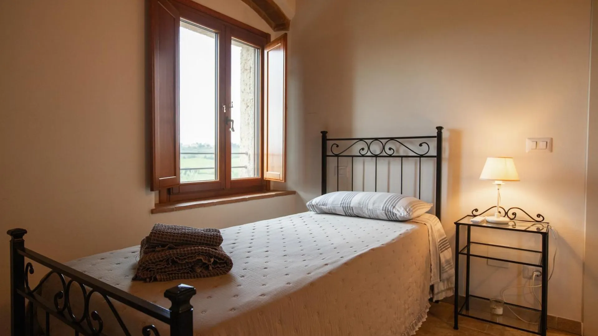Vittoria Chianti Vacations Apartment Poggibonsi 0*,
