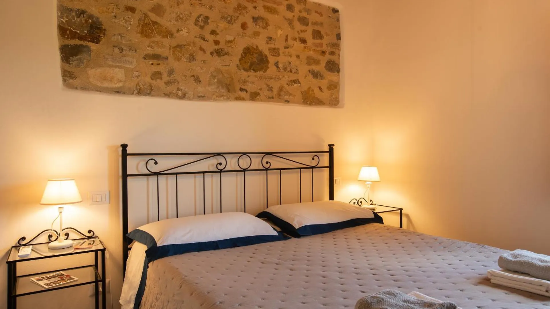 Vittoria Chianti Vacations Apartment Poggibonsi Italy
